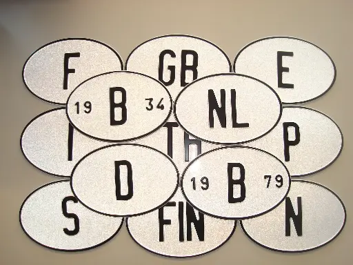 [FA000260] Plaque de nationalité (HOT STAMPING)